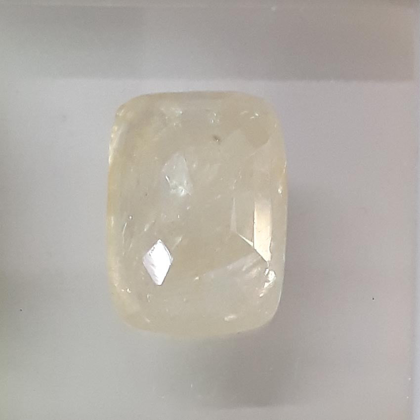 9.93 Ratti Natural Yellow Sapphire with Govt Lab Certificate-(4551)