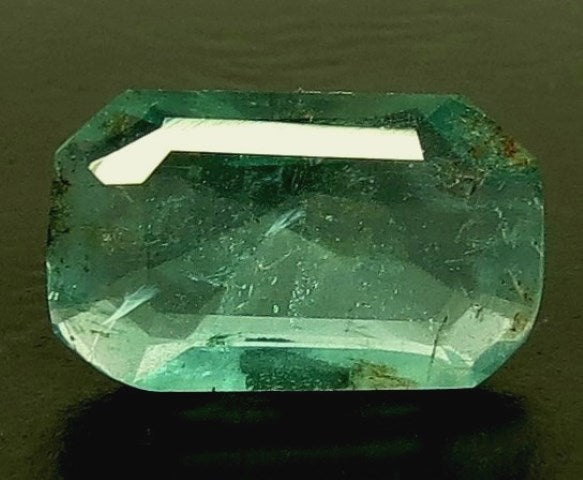 2.29/CT Natural Emerald Stone with Govt. Lab Certified (34410)