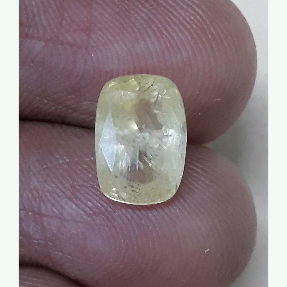 3.63 Ratti  Natural yellow sapphire with Govt Lab Certificate-(12210)