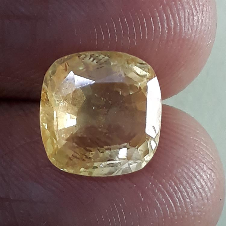 4.08/CT Natural yellow sapphire with Govt Lab Certificate-YELSA9A