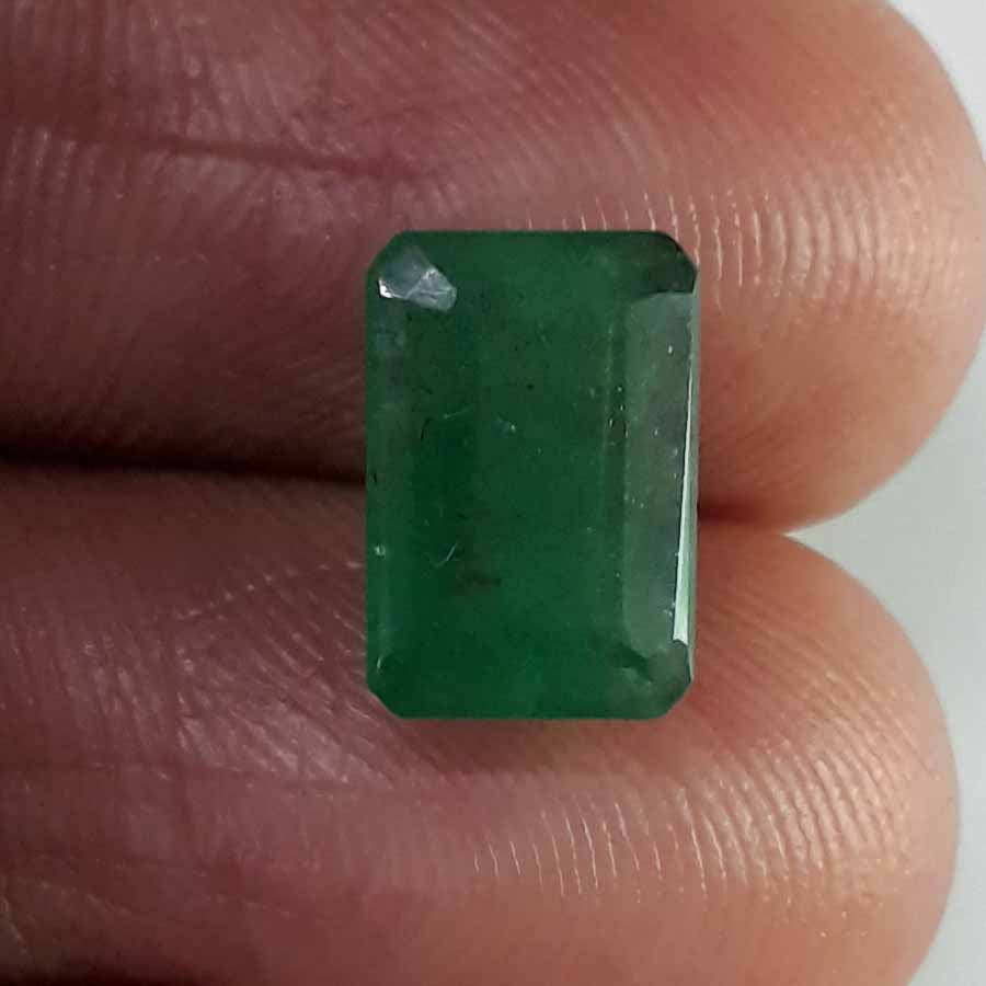 3.43/CT Natural Panna Stone with Govt. Lab Certificate (6771)