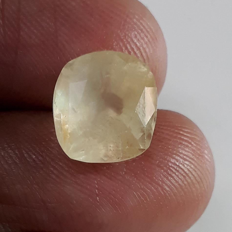 5.99 Ratti  yellow sapphire with Govt Lab Certificate-(6771)