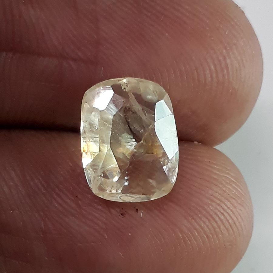 2.85/CT Natural yellow sapphire with Govt Lab Certificate-YELSA9U