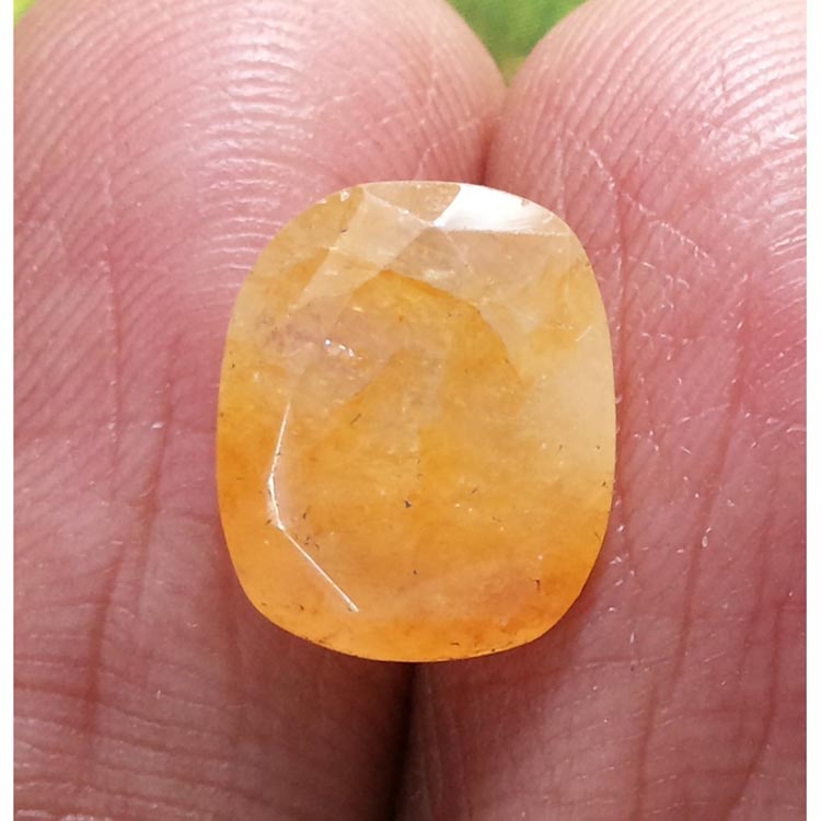 5.04 Ratti yellow sapphire with Govt Lab Certified-(3100)