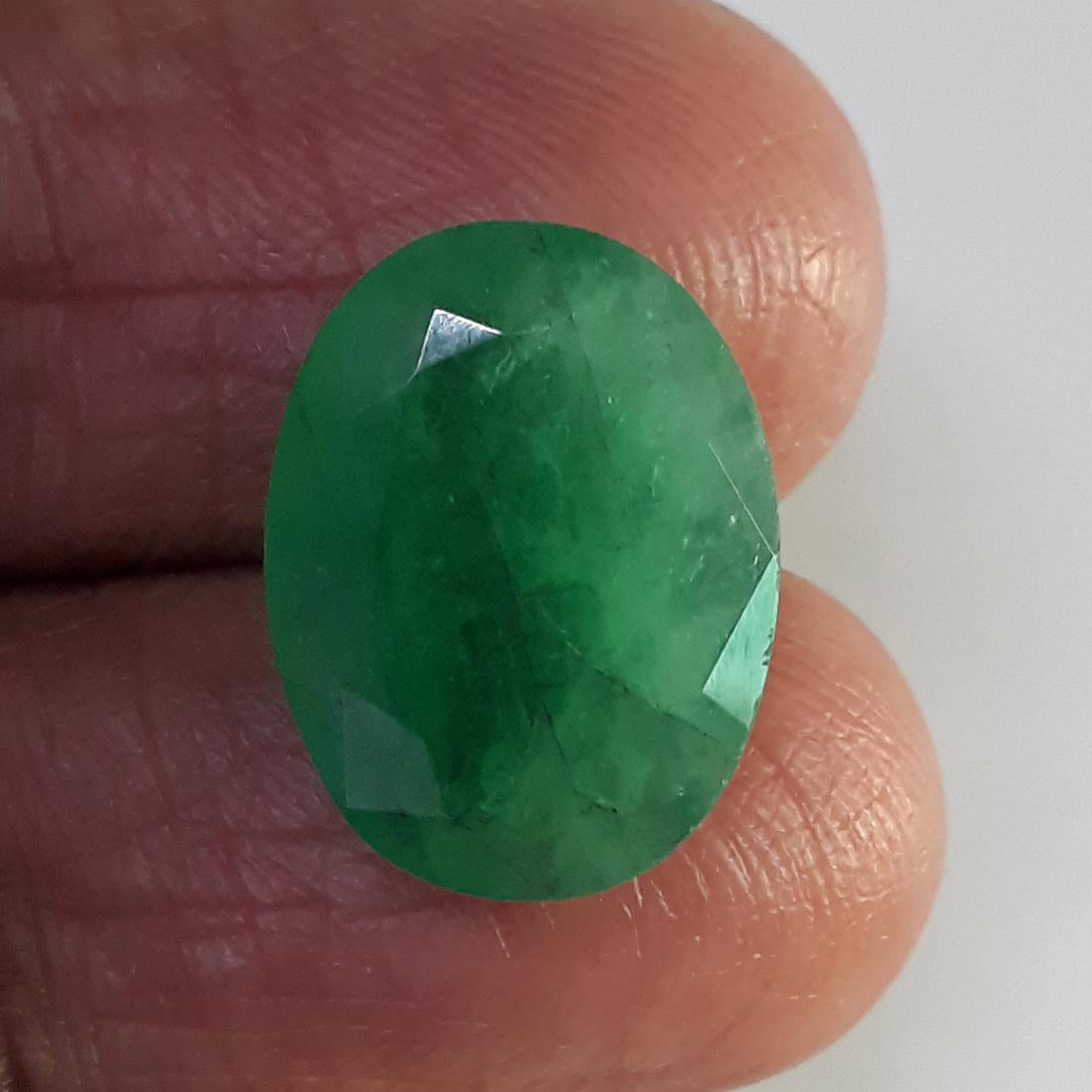 8.57 Ratti Natural Emerald with Govt Lab Certificate (8991)