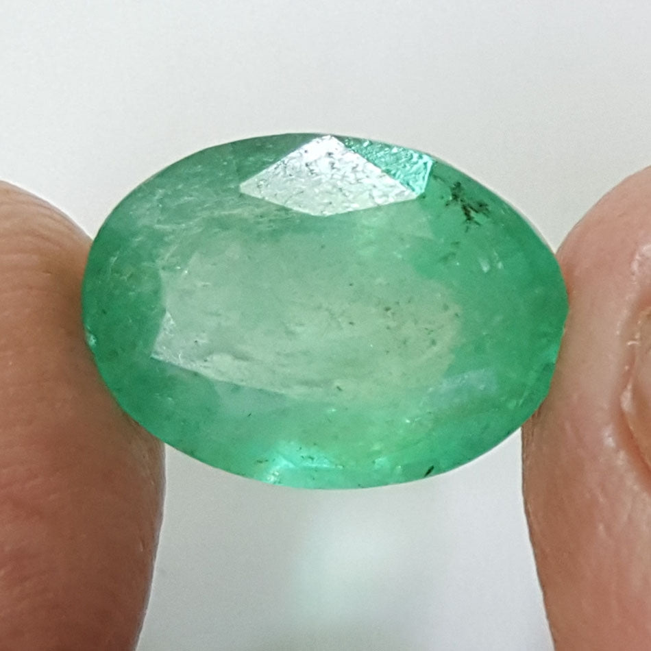 4.35/CT Natural Emerald Stone with Govt. Lab Certificate (12210)