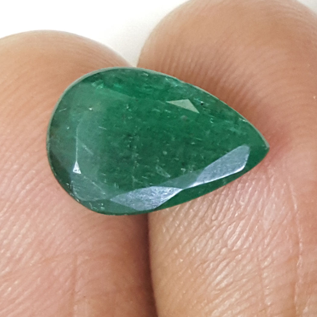 3.26/CT Natural Emerald Stone With Govt. Lab Certified (12210)