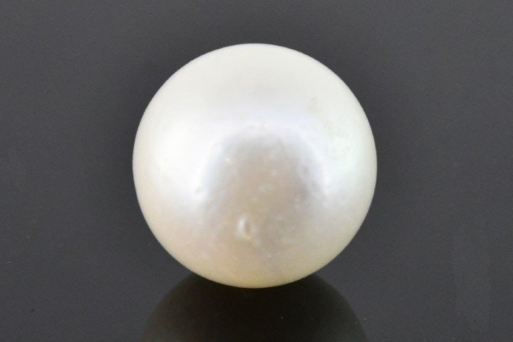 10.82/CT Natural South Sea Pearl with Govt. Lab Certificate (1550)