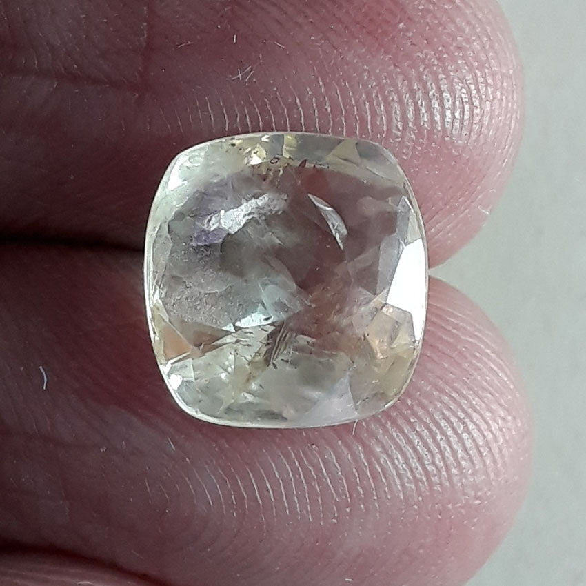 5.26 Ratti  Natural yellow sapphire with Govt.Lab Certificate-(8991)