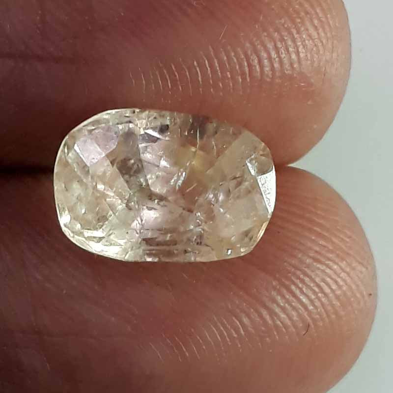 4.51 Ratt. Natural yellow sapphire with Govt Lab Certified-(8991)